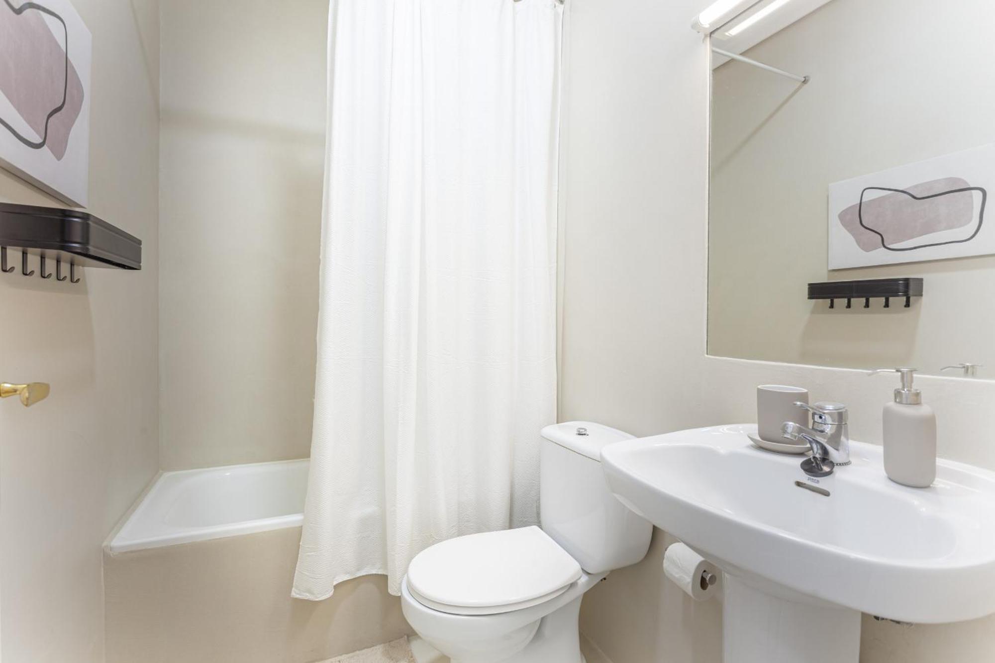 Apartamento Santa Ana Place En מדריד מראה חיצוני תמונה