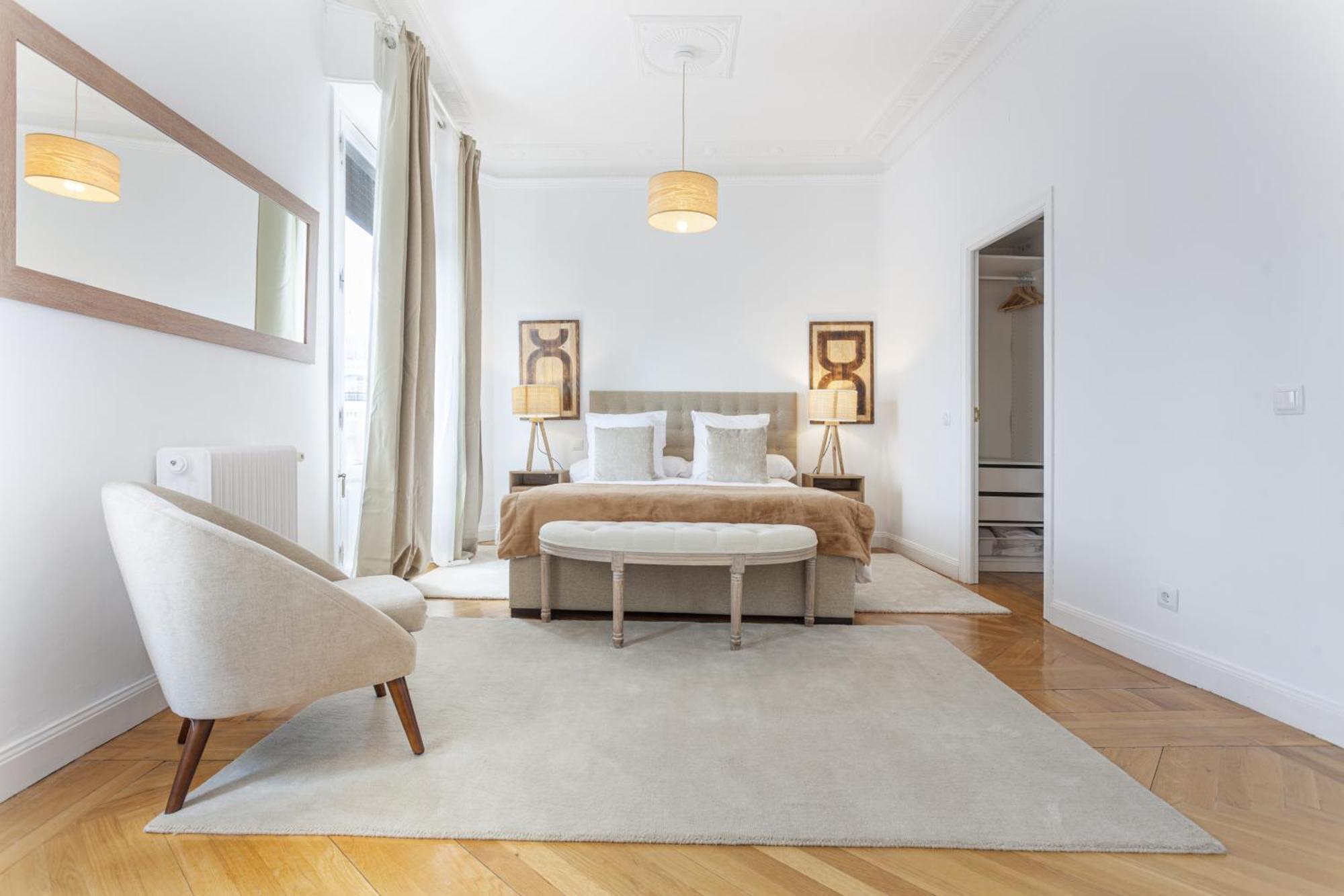 Apartamento Santa Ana Place En מדריד מראה חיצוני תמונה